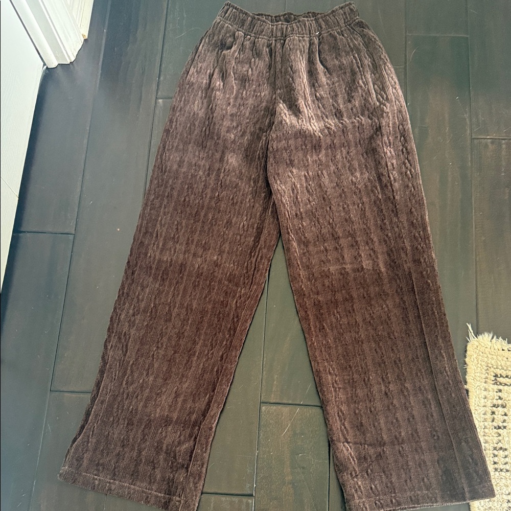 AE Pants in Rich Brown